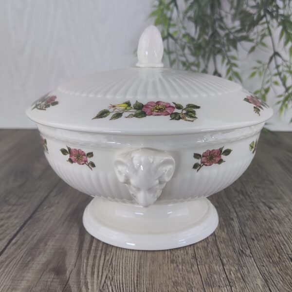 Wedgwood Briar Rose Dekschaal met Deksel 18 cm