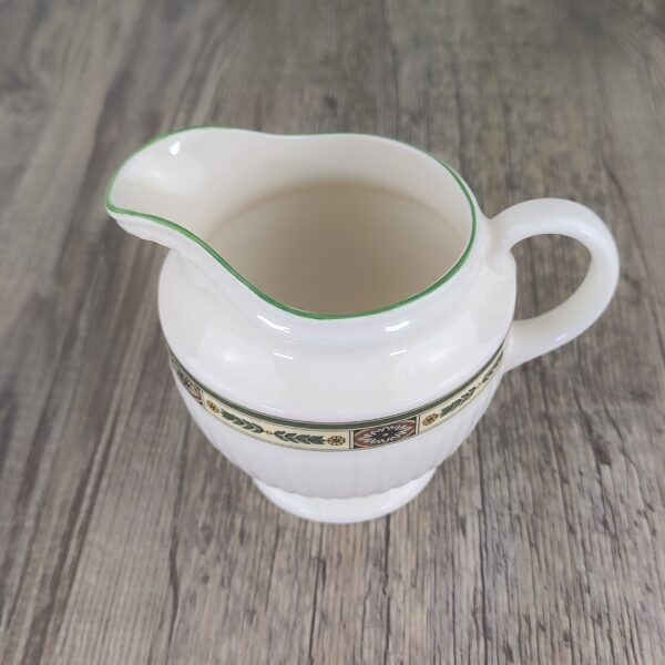 Wedgwood Carlton Melk- / Roomkannetje 0,25L