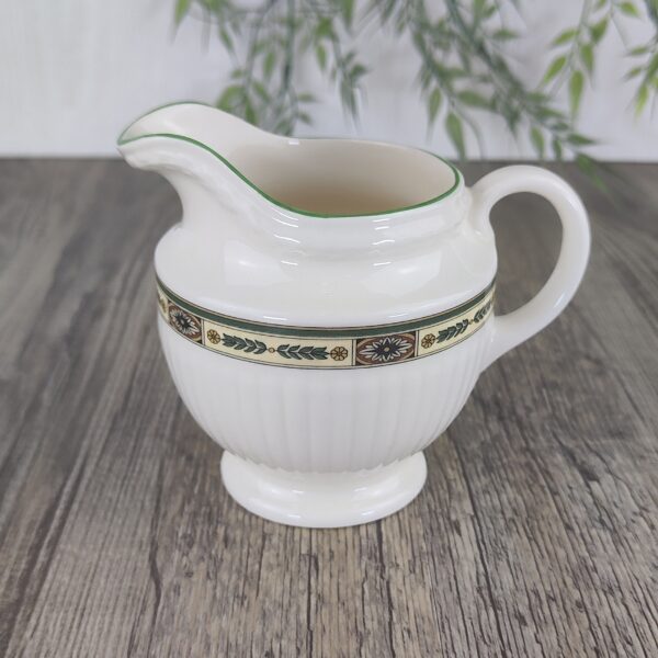 Wedgwood Carlton Melk- / Roomkannetje 0,25L