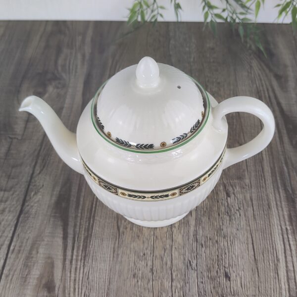 Wedgwood Carlton Theepot
