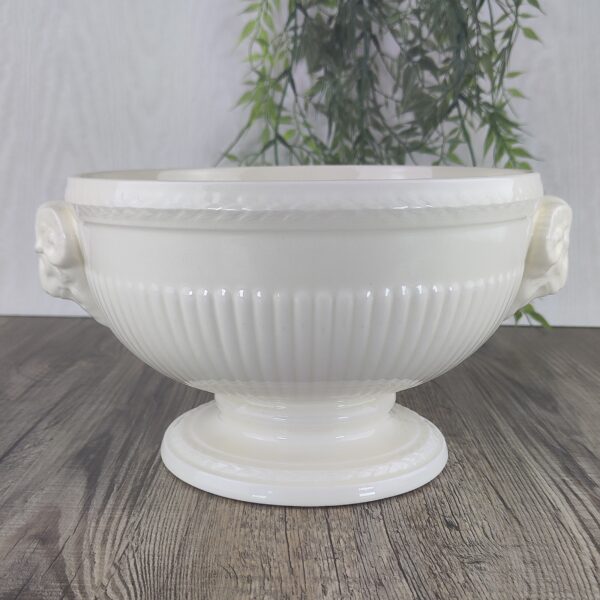 Wedgwood Edme Dekschaal 21 cm Wedgwood Edme Dekschaal 21 cm