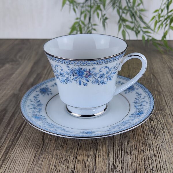Noritake Blue Hill Theekop & Schotel