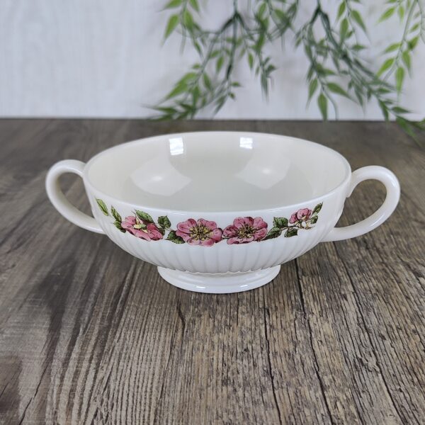1740578518864 Wedgwood Briar Rose Soepkom