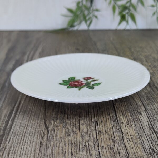 Wedgwood Moss Rose Schotel voor Koffiekop 2