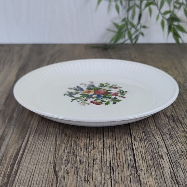 Wedgwood Conway Gebaksbordje Opstaande Rand 2