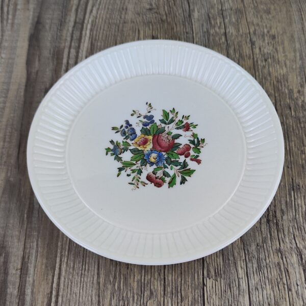 Wedgwood Conway Gebaksbordje Opstaande Rand 3