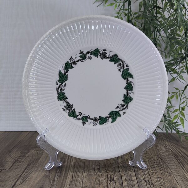 Wedgwood Stratford Coupe Bord Onderbord Theepot 24cm 1