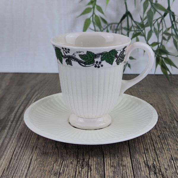Wedgwood Stratford Koffiekop & Schotel 1