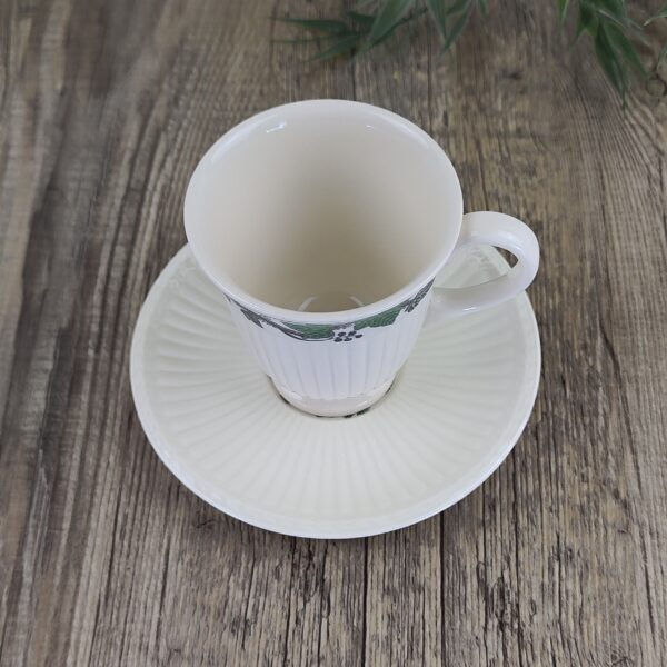 Wedgwood Stratford Koffiekop & Schotel 2