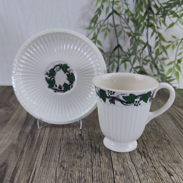 Wedgwood Stratford Koffiekop & Schotel 3