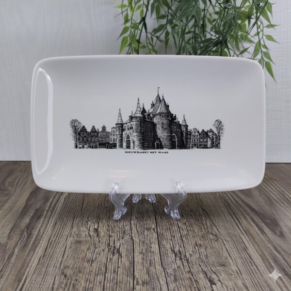 Villeroy & Boch Amsterdam Cakeschaal Nieuwmarkt met Waag 1 Villeroy & Boch Amsterdam Cakeschaal Nieuwmarkt met Waag 1