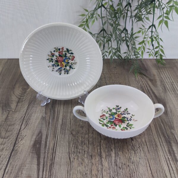 Wedgwood Conway Soepkom met Schotel 3
