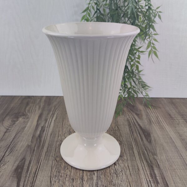 Wedgwood Edme Vaas 24cm hoog 1 Wedgwood Edme Vaas 24cm hoog 1