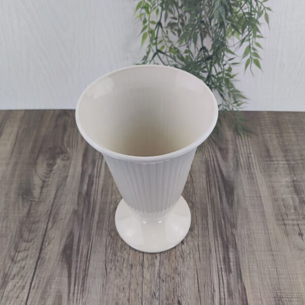 Wedgwood Edme Vaas 24cm hoog 2