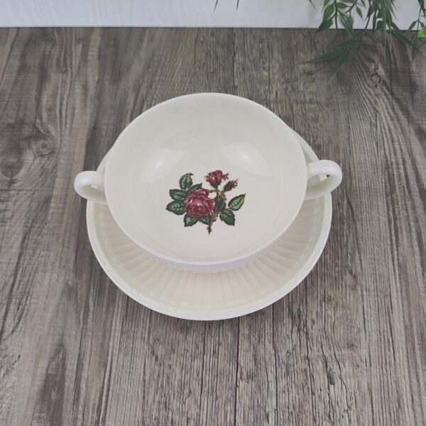 Wedgwood Moss Rose Soepkom met schotel 2