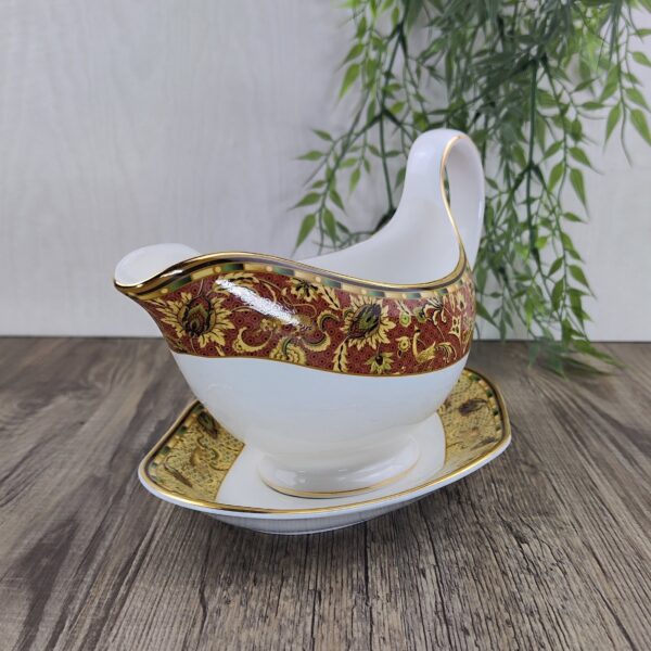 Wedgwood Persia Saus- Juskom met losse Schotel 2