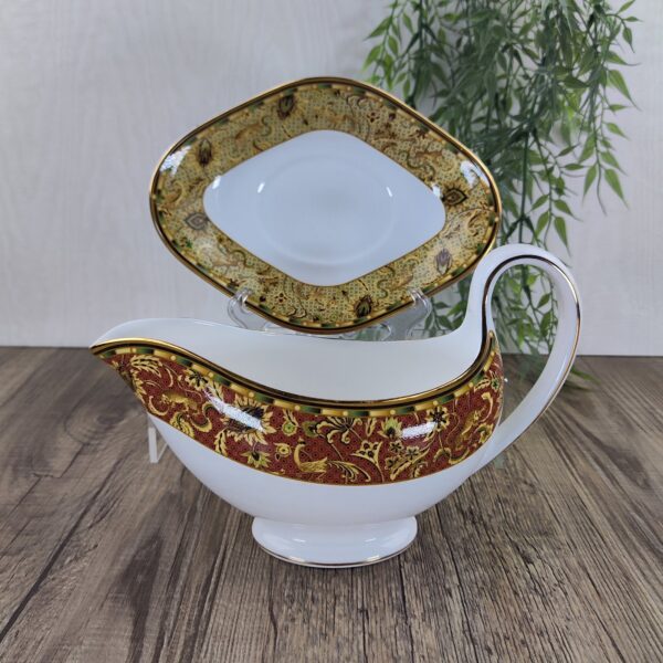 Wedgwood Persia Saus- Juskom met losse Schotel 5