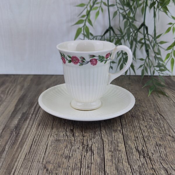 Wedgwood Rosalind Koffiekop & schotel 1