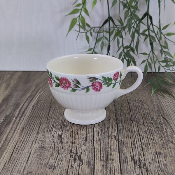 Wedgwood Rosalind Theekop 1