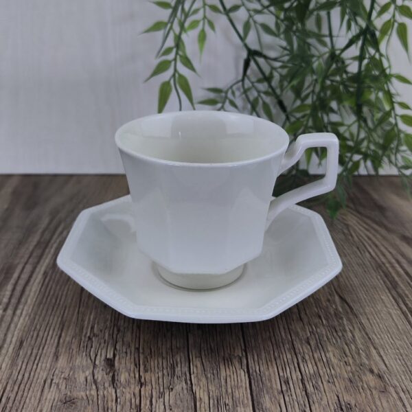 Johnson Brothers Heritage Theekop en Schotel 1