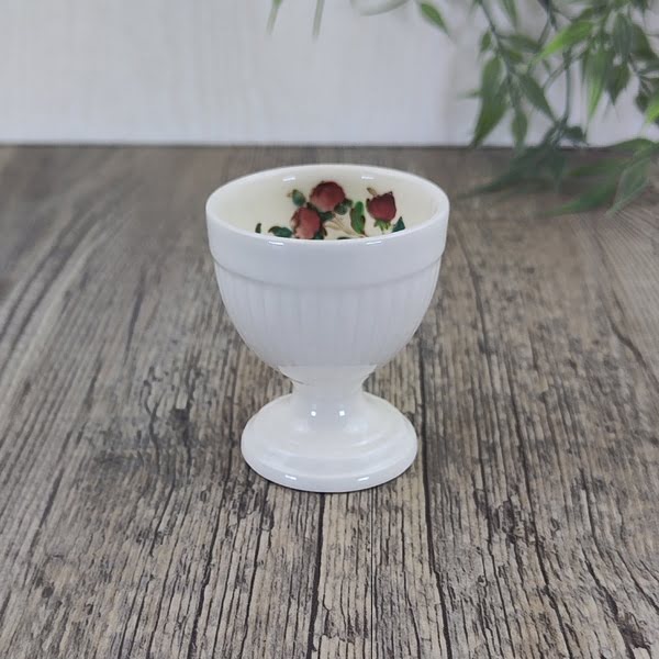 Wedgwood Conway Eierdopje type II 1