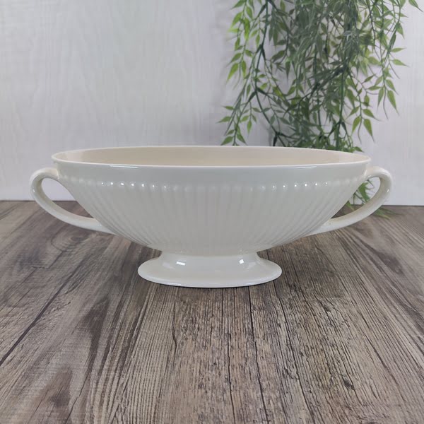 Wedgwood Edme Mantelvaas 1