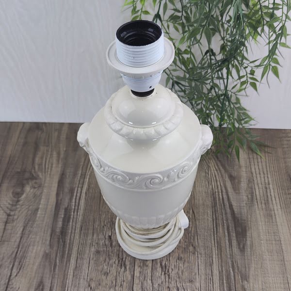 Wedgwood Edme Schemerlamp Tafellamp breed Ramskop 2