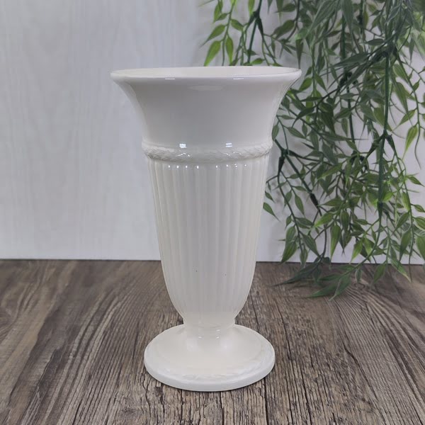 Wedgwood Edme Vaas 17cm hoog 1
