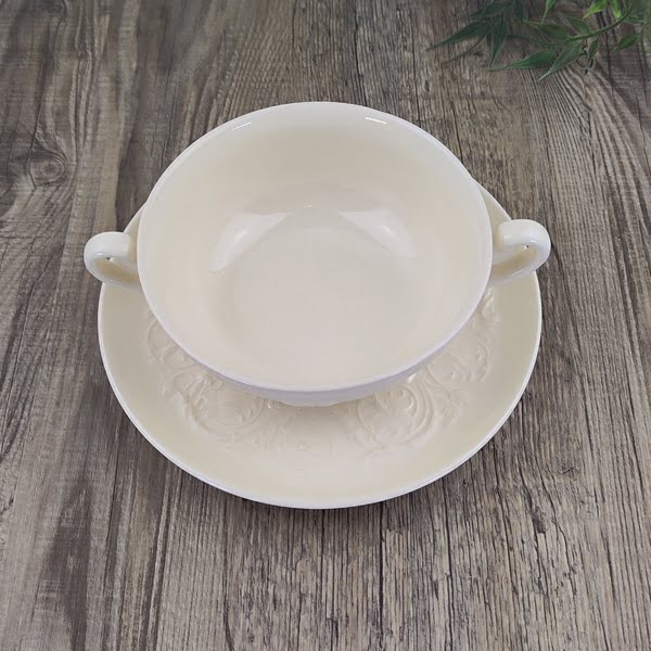 Wedgwood Patrician Soepkom met Schotel 2
