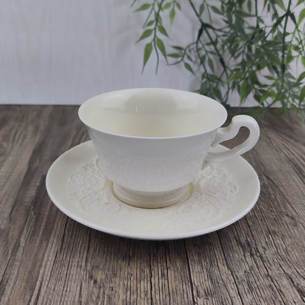 Wedgwood Patrician Theekop en Schotel 1