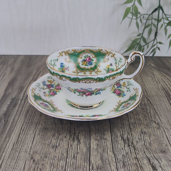 EB Foley Broadway Theekop en Schotel