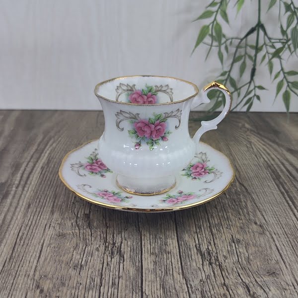 Elizabethan Kop en Schotel 1