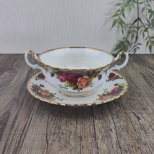 Royal Albert Old Country Roses Soepkom met Schotel 1