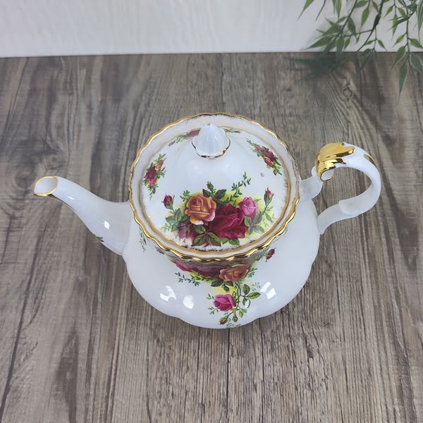 Royal Albert Old Country Roses Theepot 2