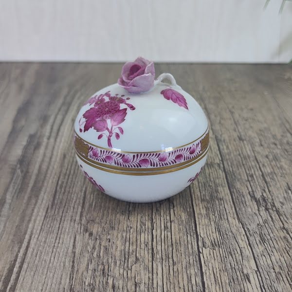 Herend Apponyi Pink Bonbonniere rond met Deksel 6153 1