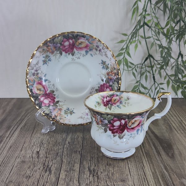 Royal Albert Autumn Roses Herenkop & schotel 3