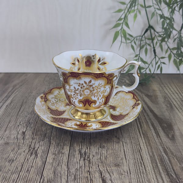 Royal Albert Kop en Schotel Gainsborough 1