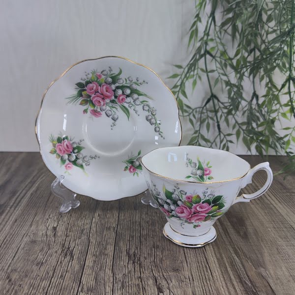 Royal Albert Lily of the Valley Kop en Schotel Malvern 3