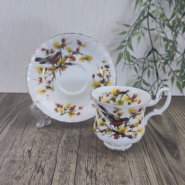 Royal Albert Woodland Series Dameskop & schotel ‘Robin’ 3