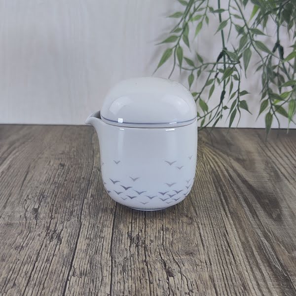 Rosenthal Studio Linie Suomi Vogelflug Melk- Roomkannetje 1