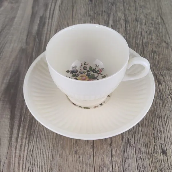 Wedgwood Conway Theekop & Schotel