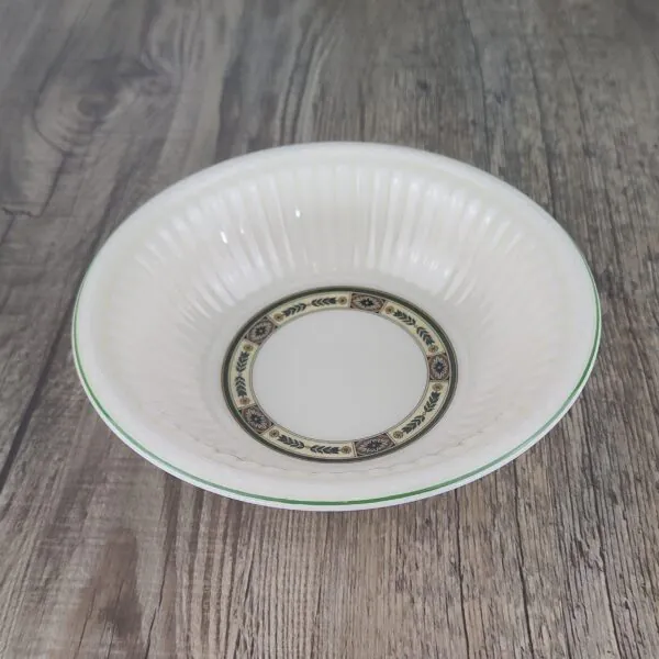 1738951415471 Wedgwood Carlton Papschaaltje