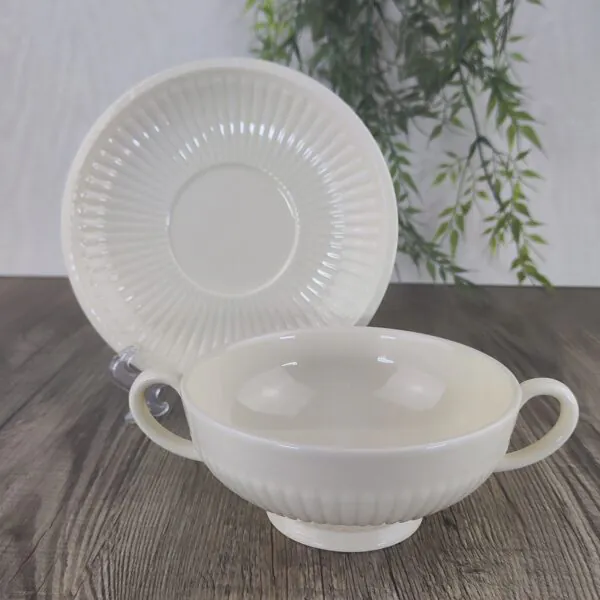 Wedgwood Edme Soepkom met Schotel