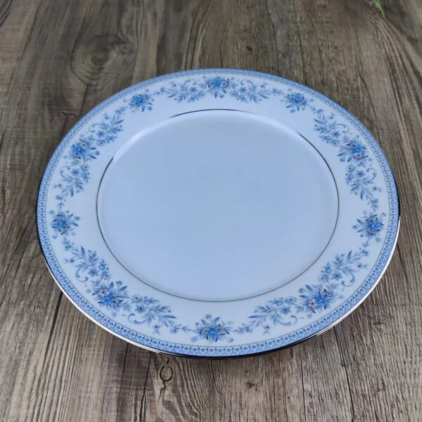 1739353515302 Noritake Blue Hill Dinerbord