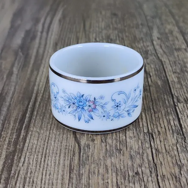 Noritake Blue Hill Servetring Noritake Blue Hill Servetring