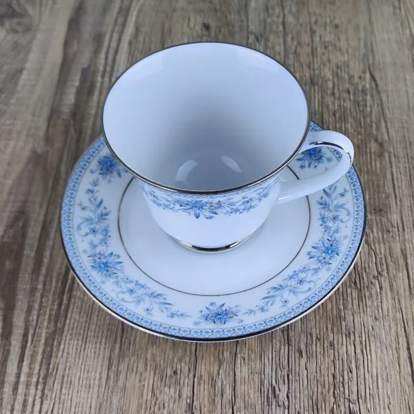 Noritake Blue Hill Theekop & Schotel