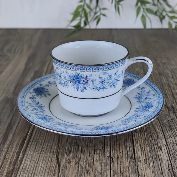 Noritake Blue Hill Koffiekop & Schotel Noritake Blue Hill Koffiekop & Schotel