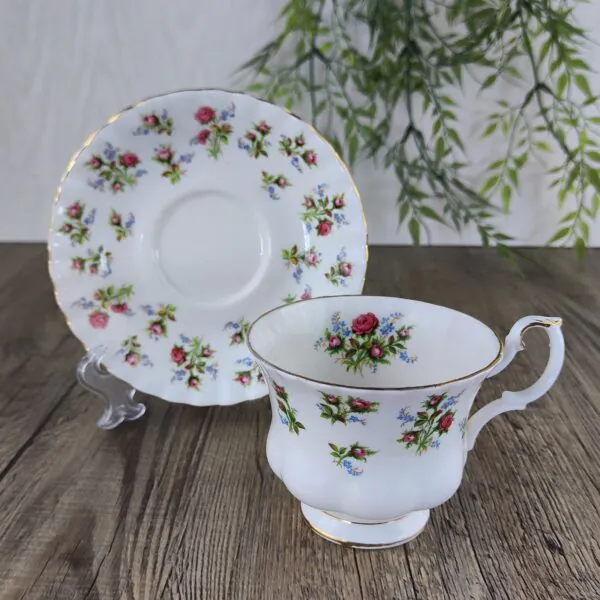 1739366197742 Royal Albert Winsome Herenkop & Schotel