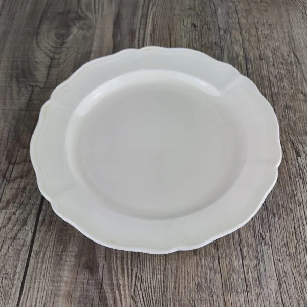 1740415054076 Wedgwood Queens Shape Ontbijtbord