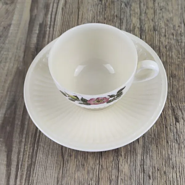 Wedgwood Briar Rose Theekop & Schotel